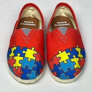 🧩 Like New GROOVE BAGS  Autism Awareness Puzzle Casual Shoes Women’s Size 6.5